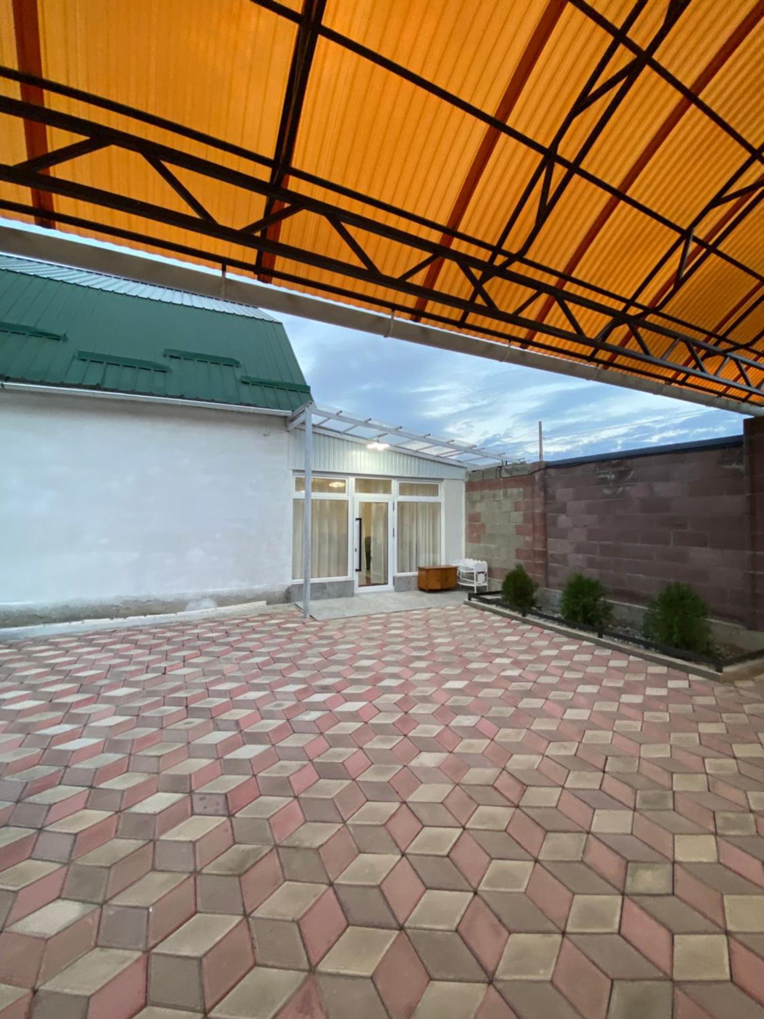 Guest House Glover Karakol Exterior photo